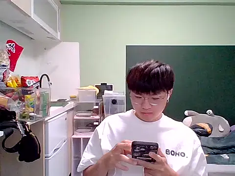 Yang 571 online show from 06-08-26, 09:15