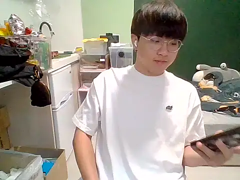 Yang 571 online show from 06-27-26, 05:18