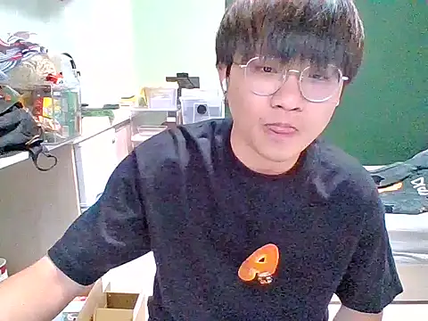 Yang 571 online show from 07-16-26, 03:40
