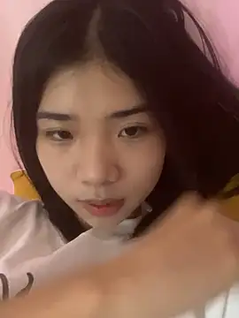 -Kempi- online show from 07-19-26, 09:46