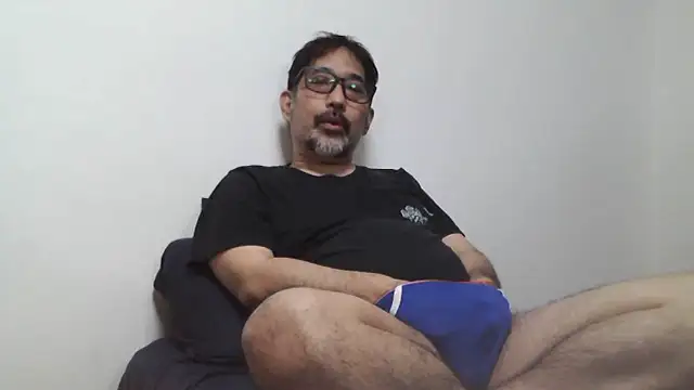 komadanaoki online show from 06-25-26, 05:12