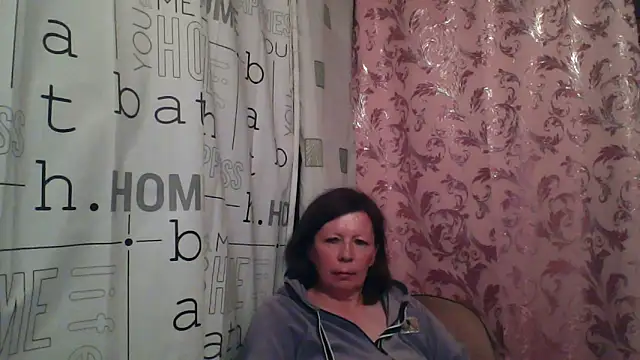 Snapshot of Schastlivaya43 chatting on 06-08-26, 07:58 Schastlivaya43 online show from 06-08-26, 07:58