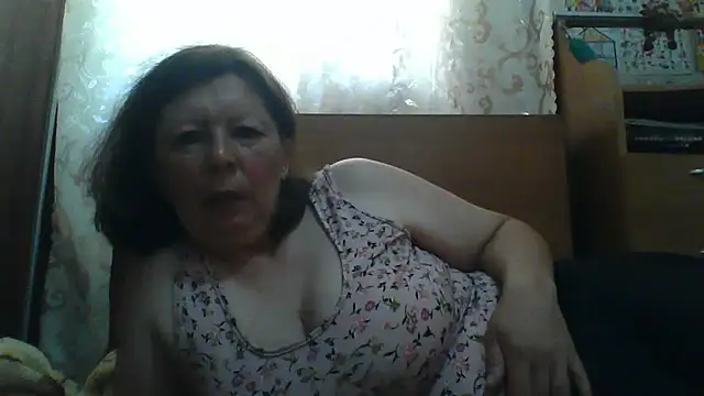 Snapshot of Schastlivaya43 chatting on 06-09-26, 08:04 Schastlivaya43 online show from 06-09-26, 08:04