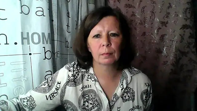 Snapshot of Schastlivaya43 chatting on 06-09-26, 08:42 Schastlivaya43 online show from 06-09-26, 08:42