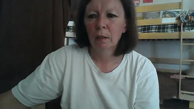 Snapshot of Schastlivaya43 chatting on 06-11-26, 08:01 Schastlivaya43 online show from 06-11-26, 08:01