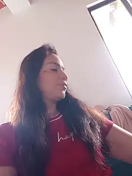shaira white online show from 06-04-26, 05:41