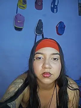 LunaByNight online show from 06-05-26, 02:51