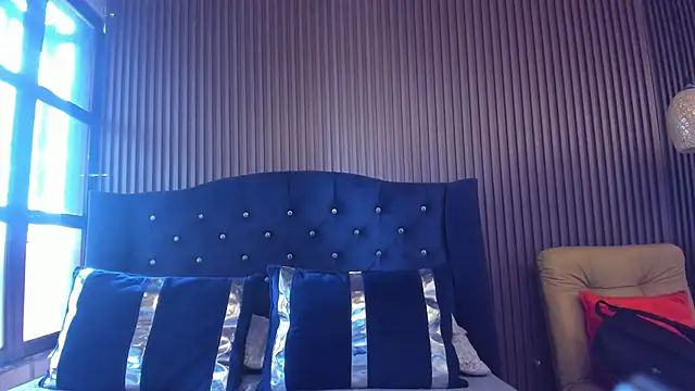 Chloe Belll online show from 06-21-26, 05:59