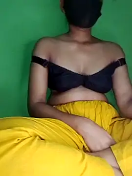 Snapshot of Marineii chatting on 06-10-26, 05:34 Marineii online show from 06-10-26, 05:34