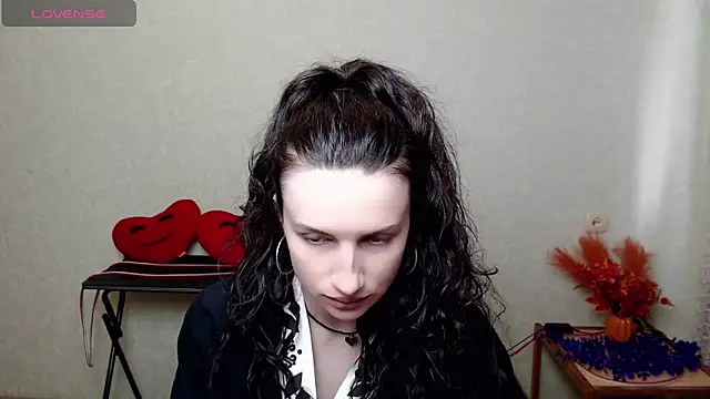 LilithRivi online show from 06-08-26, 01:55