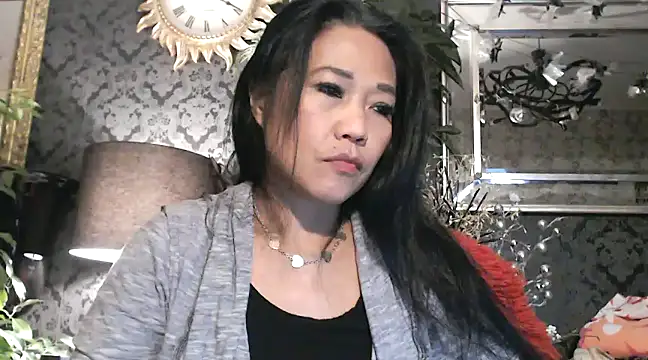 Hornygirltheone online show from 02-04-25, 12:19