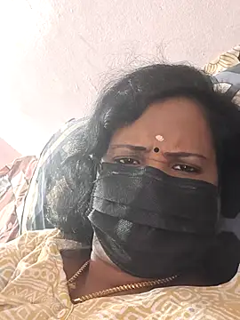 aiswarya143 online show from 06-14-26, 05:31