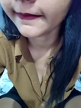 Miss-cutee online show from 06-16-26, 06:21
