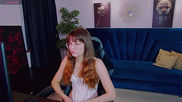KatyNuar online show from 06-10-26, 05:50