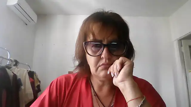 ErikaXShine online show from 08-03-26, 11:37