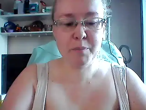 Snapshot of Viola27 chatting on 06-27-26, 09:25 Viola27 online show from 06-27-26, 09:25