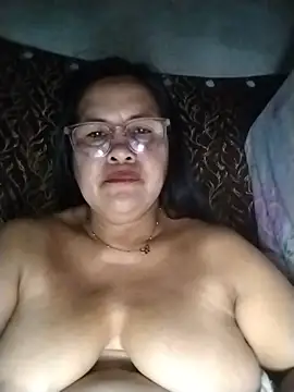 Snapshot of ClassyLady51 chatting on 08-03-26, 04:22 ClassyLady51 online show from 08-03-26, 04:22
