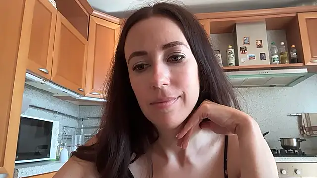 Flamingo Queen online show from 07-16-26, 06:08
