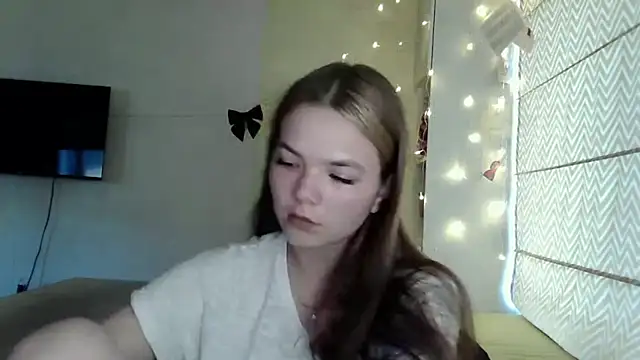 AvrilGillig online show from 06-30-26, 03:13