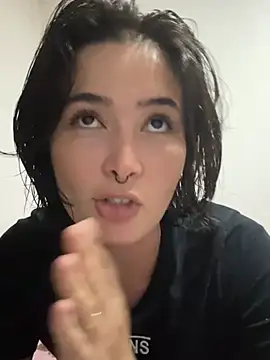 sweetchloe   online show from 06-12-26, 09:14