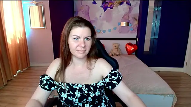 Snapshot of LunaKissesx chatting on 06-27-26, 11:26 LunaKissesx online show from 06-27-26, 11:26