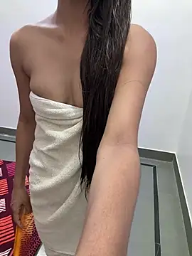 cute manu- online show from 07-18-26, 04:11