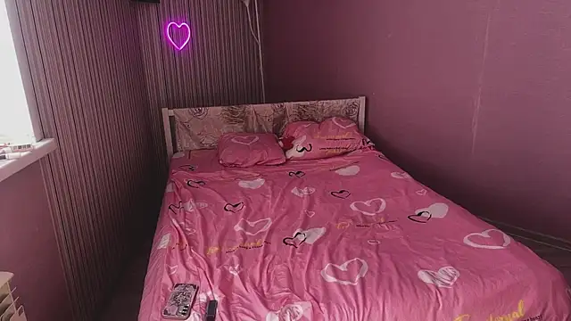 MiraCharming online show from 06-12-26, 06:01