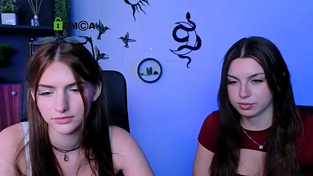 Snapshot of naomi_perl chatting on 07-17-26, 10:33 naomi perl online show from 07-17-26, 10:33