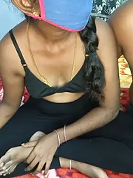 Snapshot of sweet_saranya chatting on 07-22-26, 04:26 sweet saranya online show from 07-22-26, 04:26