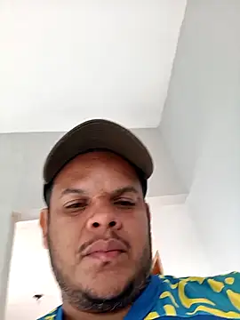 Snapshot of FFelipe000777 chatting on 07-28-26, 11:17 FFelipe000777 online show from 07-28-26, 11:17