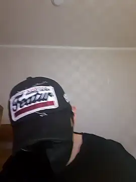 TYYUIOE3 online show from 06-11-26, 03:10