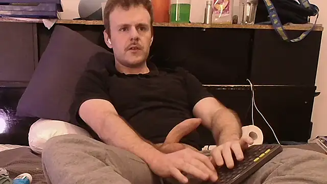 kinkyboipig online show from 06-17-26, 07:44