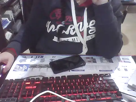 Snapshot of lucyladybug chatting on 06-17-26, 10:17 lucyladybug online show from 06-17-26, 10:17