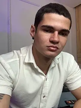 Snapshot of Marcusvandal chatting on 06-16-26, 07:38 Marcusvandal online show from 06-16-26, 07:38