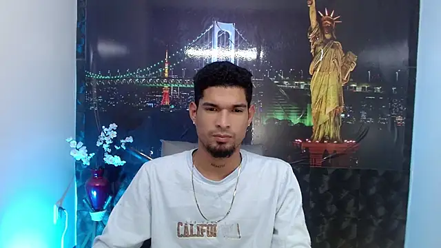 Snapshot of Carlos_eclipse chatting on 07-24-26, 07:56 Carlos eclipse online show from 07-24-26, 07:56
