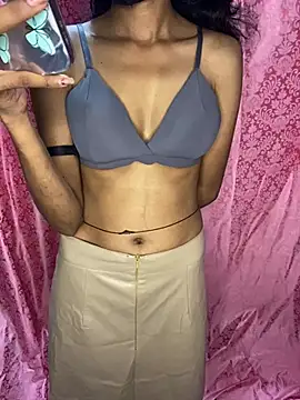 Cute rubii  online show from 08-02-26, 04:49