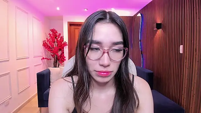 Emma caarter  online show from 08-04-26, 03:43