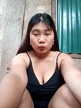Emelyzz online show from 06-22-26, 10:12