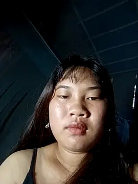 Emelyzz online show from 07-29-26, 03:04
