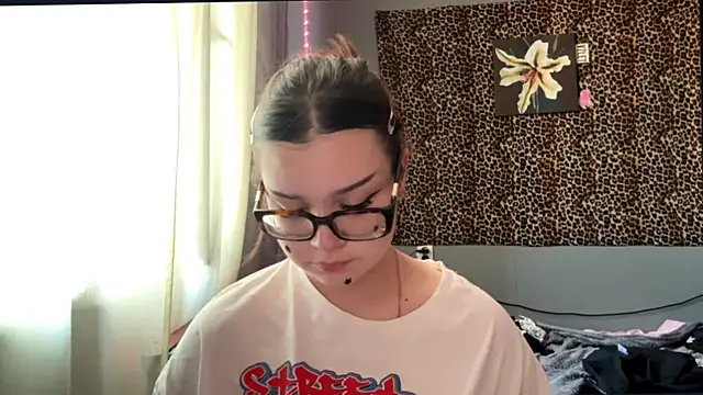 StellaCors online show from 08-05-26, 03:37