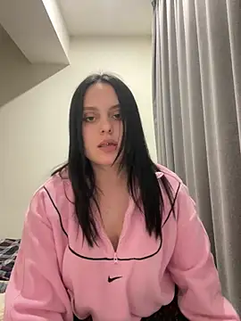 KiraLove777 online show from 06-09-26, 11:27