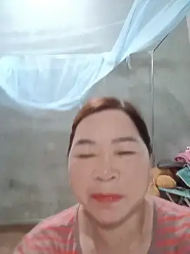 QQ sexy online show from 06-11-26, 05:16