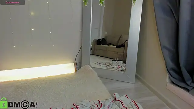 Velvet Kisss online show from 06-20-26, 01:30