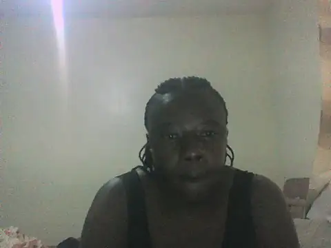 Snapshot of laula3030 chatting on 06-16-26, 04:15 laula3030 online show from 06-16-26, 04:15