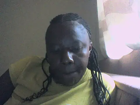Snapshot of laula3030 chatting on 06-19-26, 05:23 laula3030 online show from 06-19-26, 05:23
