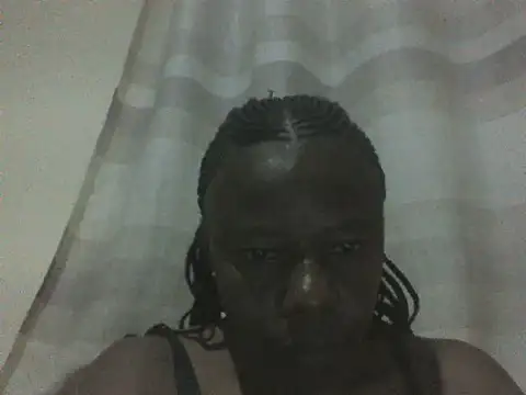 Snapshot of laula3030 chatting on 06-23-26, 02:53 laula3030 online show from 06-23-26, 02:53
