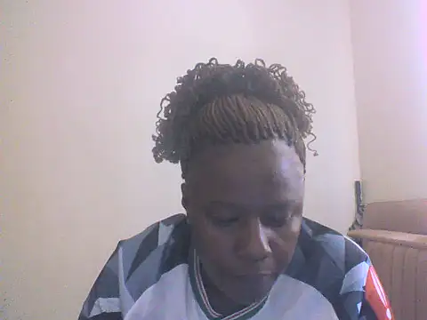 Snapshot of laula3030 chatting on 07-18-26, 10:19 laula3030 online show from 07-18-26, 10:19