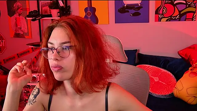 Snapshot of SeraphineDuskryn chatting on 07-17-26, 05:07 SeraphineDuskryn online show from 07-17-26, 05:07