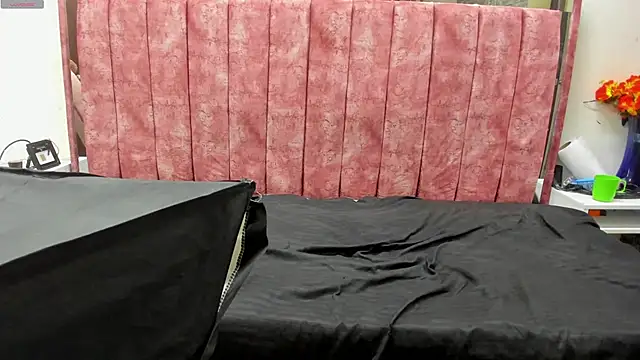 Madonna78couple online show from 06-12-26, 07:02