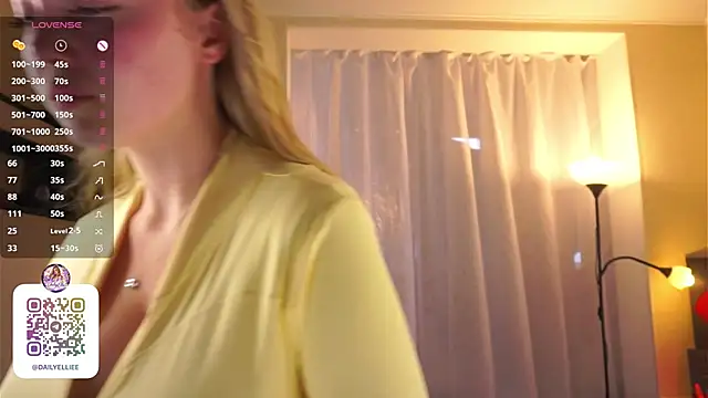KatherineBergamine online show from 06-11-26, 02:04